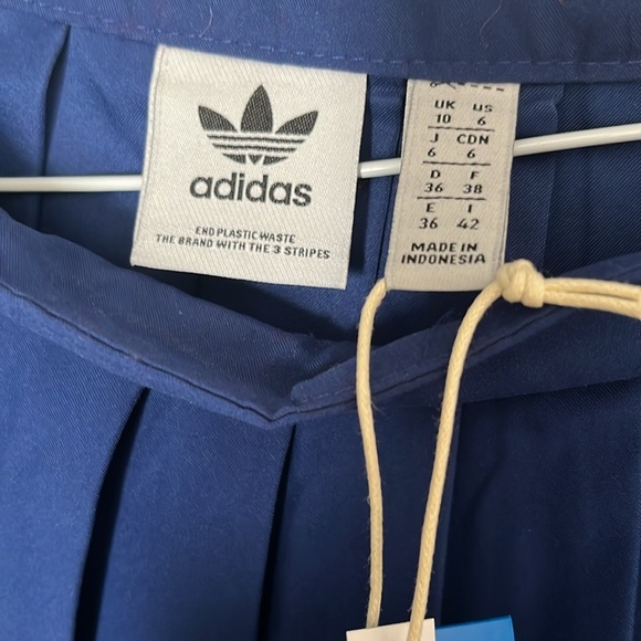 Addidas blue pleated skirt size 6 nwt - Picture 2 of 7